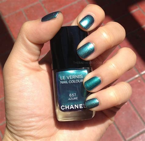 chanel nagellack azure 657|Chanel Le Vernis in Azure 657 Nail Polish Review, Photos, .